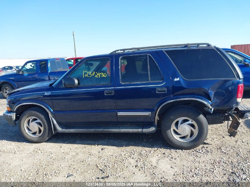 2001 Chevrolet Blazer Lt/Trailblazer VIN: 1GNDT13W612171105 Lot: 12372430