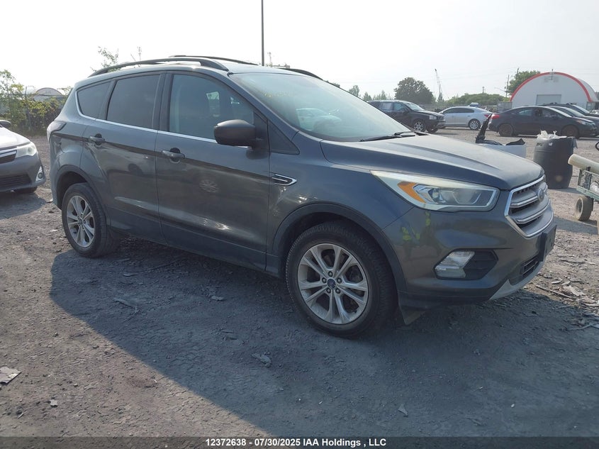 1FMCU9GD7HUA00706 2017 Ford Escape Se auction photo 1