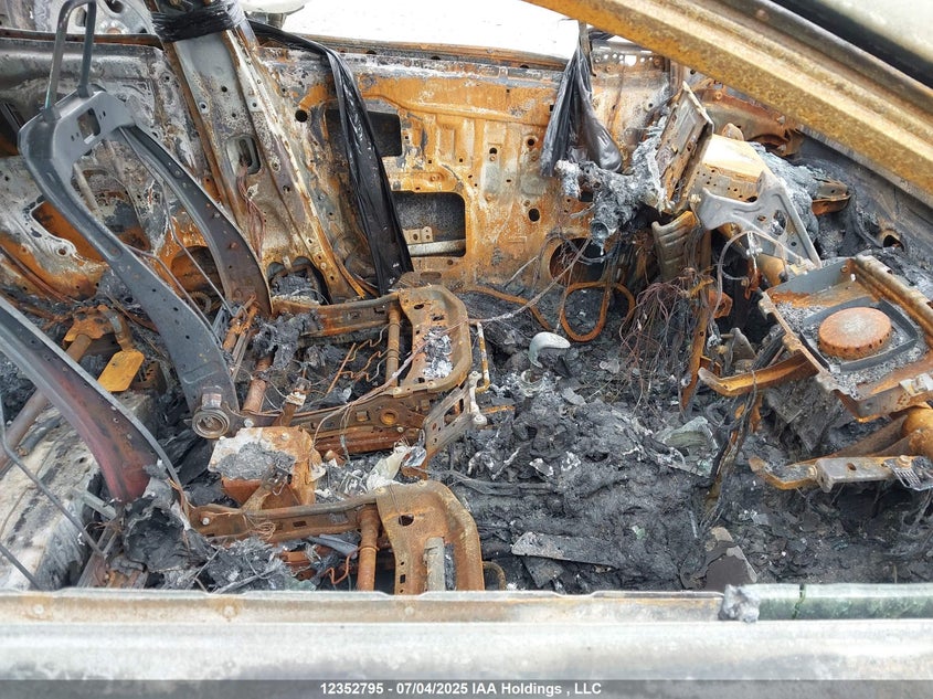 2020 Toyota C-Hr Xle Premium VIN: JTNKHMBX0L1065069 Lot: 12352795X