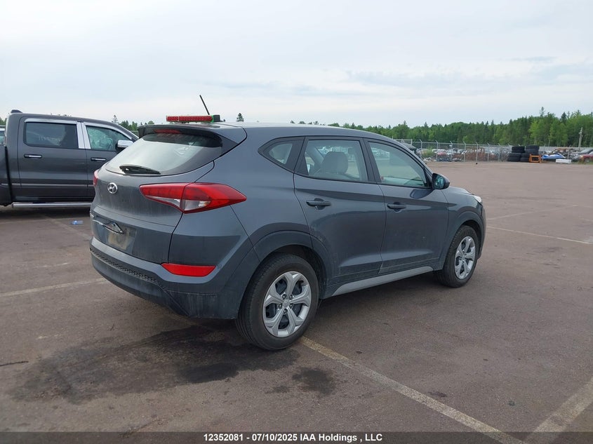 2017 Hyundai Tucson VIN: KM8J23A43HU432020 Lot: 12352081X