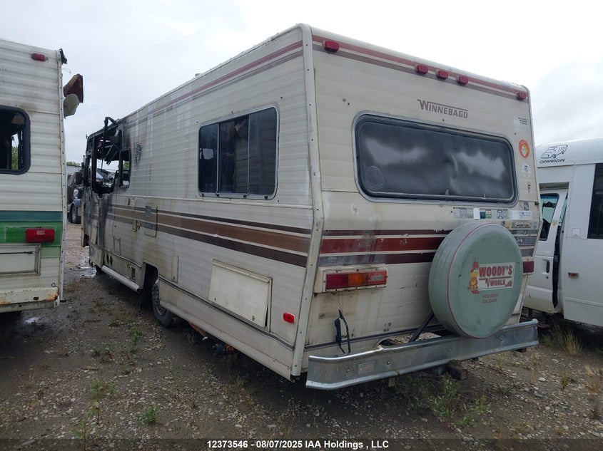 1GBKP37W1B3306615 1981 CHEVROLET  photo no. 3