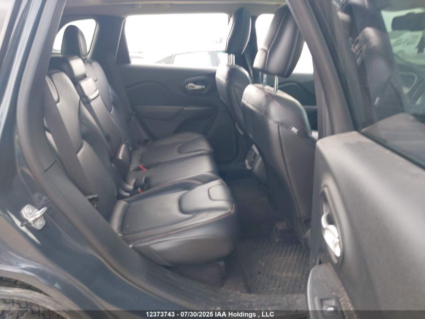 2016 Jeep Cherokee Trailhawk VIN: 1C4PJMBS7GW301972 Lot: 12373743