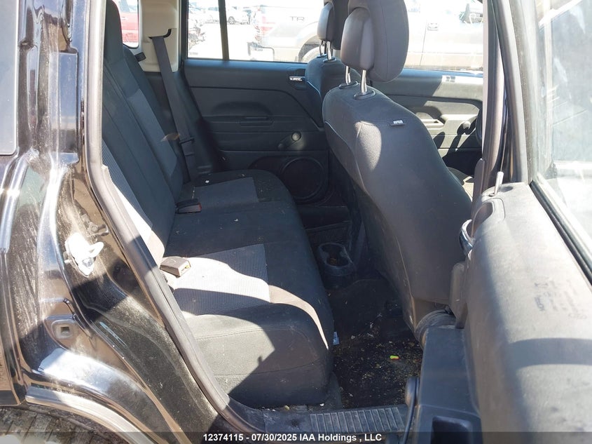 1C4NJCAA2HD187404 2017 JEEP COMPASS photo no. 8