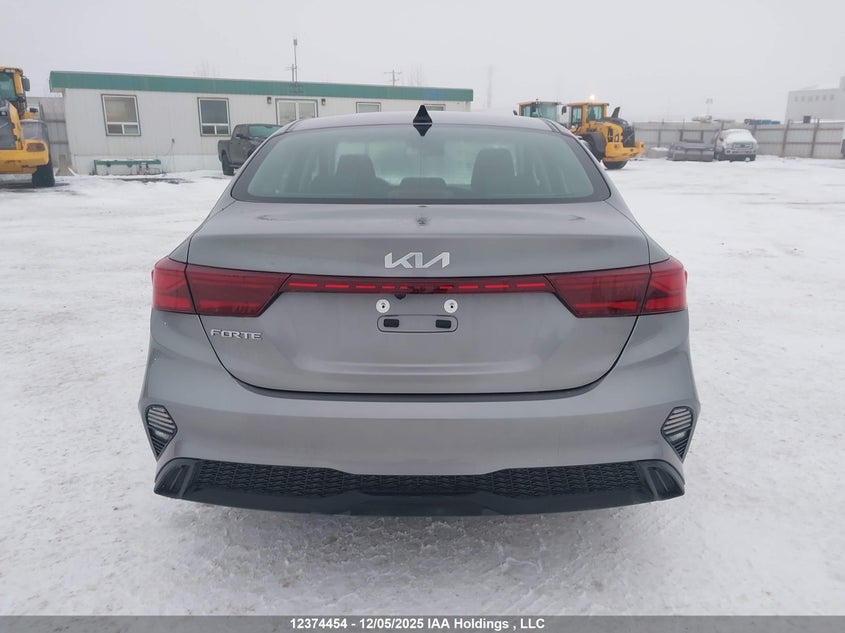 3KPF24AD9RE821180 2024 KIA FORTE photo no. 17