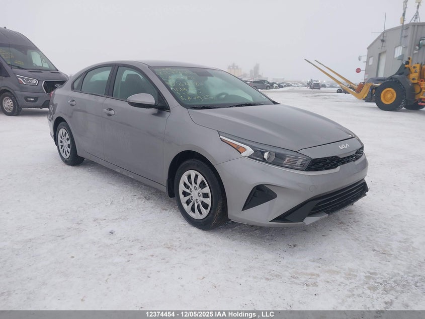 3KPF24AD9RE821180 2024 KIA FORTE photo no. 6