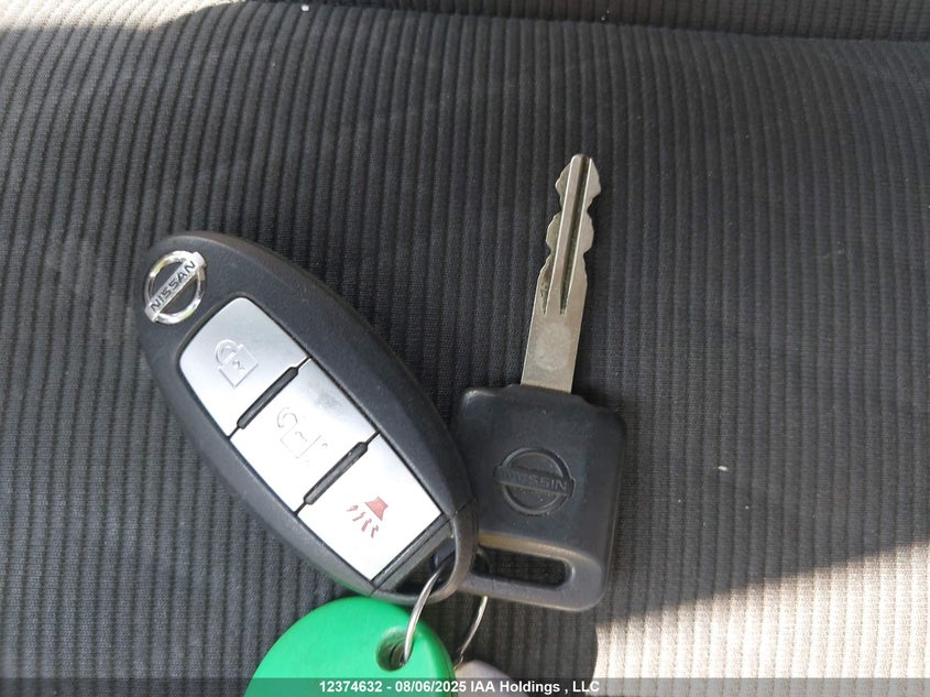 2017 Nissan Titan Platinum Reserve/Pro-4X/S/Sl/Sv VIN: 1N6AA1E53HN529403 Lot: 12374632