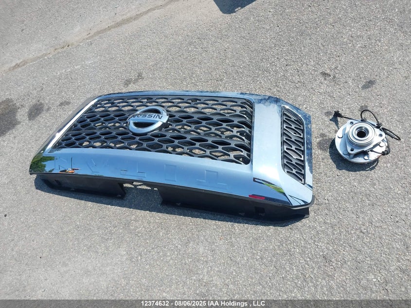 2017 Nissan Titan Platinum Reserve/Pro-4X/S/Sl/Sv VIN: 1N6AA1E53HN529403 Lot: 12374632