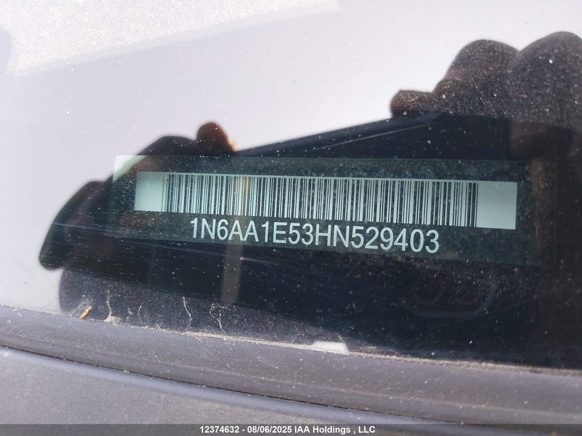 2017 Nissan Titan Platinum Reserve/Pro-4X/S/Sl/Sv VIN: 1N6AA1E53HN529403 Lot: 12374632