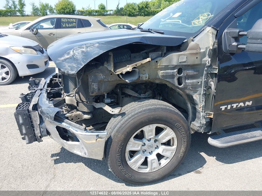 2017 Nissan Titan Platinum Reserve/Pro-4X/S/Sl/Sv VIN: 1N6AA1E53HN529403 Lot: 12374632