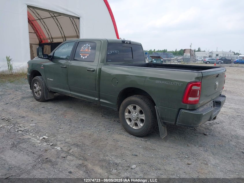 3C6UR5DL6NG221797 2022 RAM 2500 photo no. 3