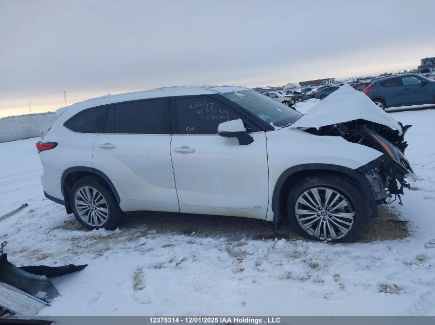 2023 Toyota Highlander Hybrid Limited/Hybrid Platinum VIN: 5TDEBRCH1PS586589 Lot: 12375314