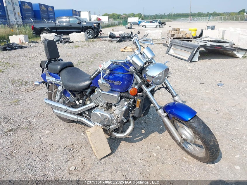 JH2RC43203M900159 2003 Honda Vf750 C auction photo 1