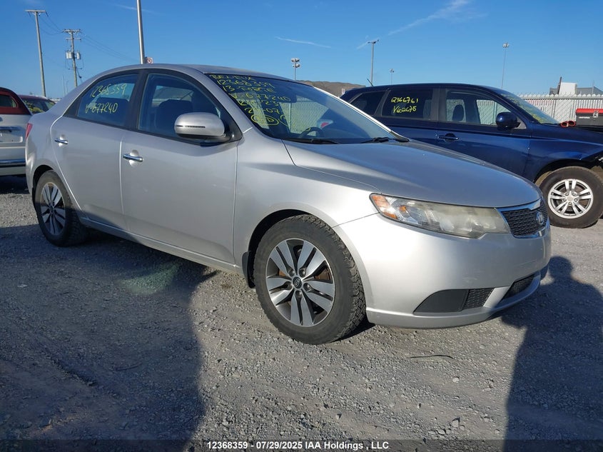 2013 Kia Forte 2.0L Ex VIN: KNAFU4A20D5677240 Lot: 12368359X