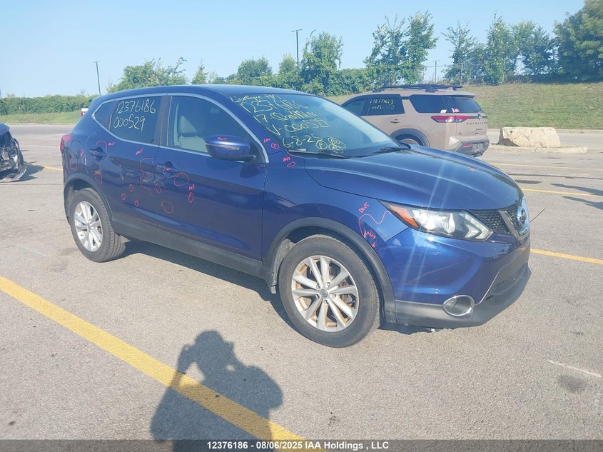 JN1BJ1CP9HW000529 2017 Nissan Qashqai S/Sv auction photo 1