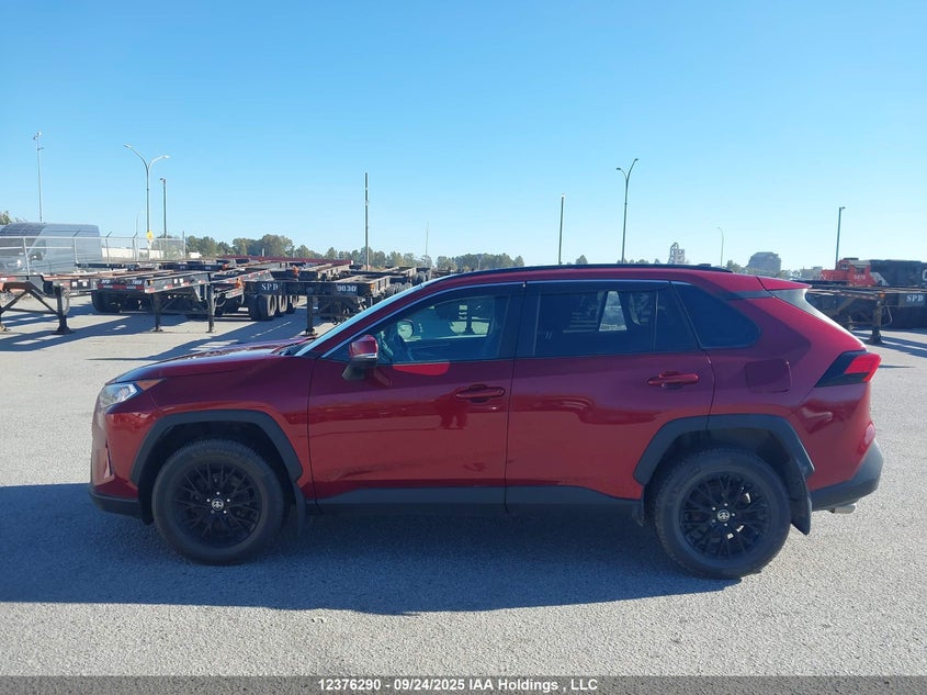 2T3R1RFV9MW216572 2021 TOYOTA RAV 4 photo no. 14