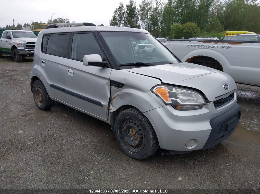 2010 Kia Soul +/!/Sport VIN: KNDJT2A20A7058433 Lot: 12344393X