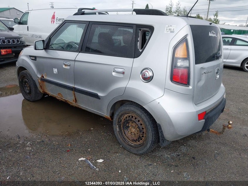 2010 Kia Soul +/!/Sport VIN: KNDJT2A20A7058433 Lot: 12344393X