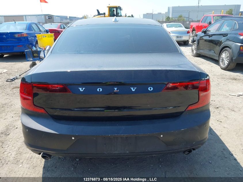 2018 Volvo S90 T5 Momentum VIN: LVY982MK7JP021307 Lot: 12376873
