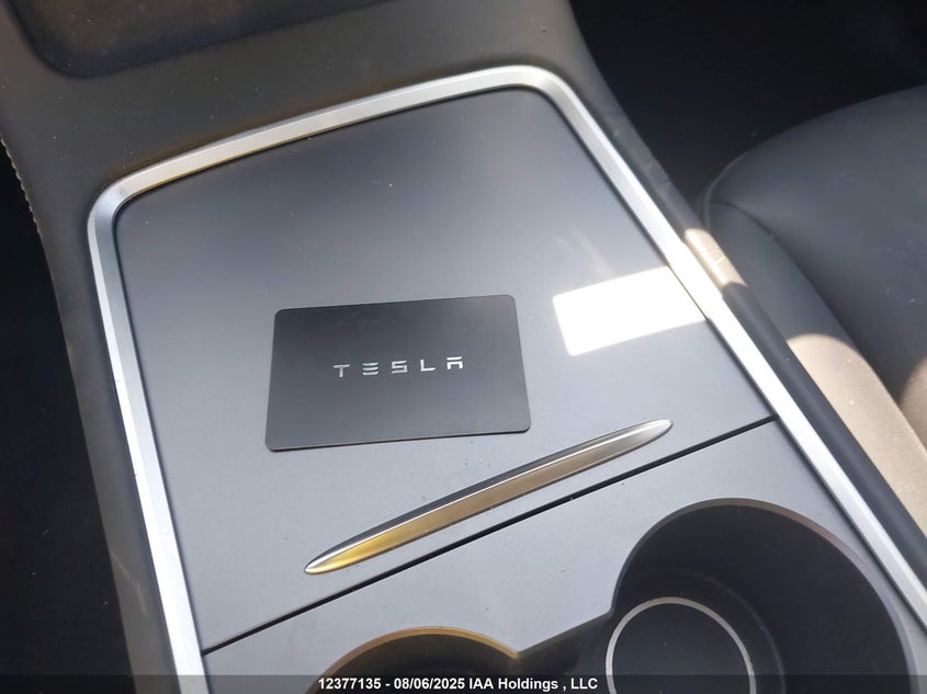 2025 Tesla Model Y VIN: 7SAYGDEE6SF224567 Lot: 12377135