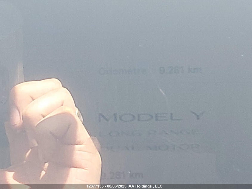 2025 Tesla Model Y VIN: 7SAYGDEE6SF224567 Lot: 12377135