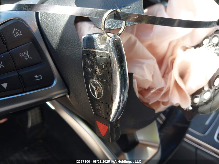 55SWF6GB7FU019835 2015 MERCEDES-BENZ C-KLASSE photo no. 11