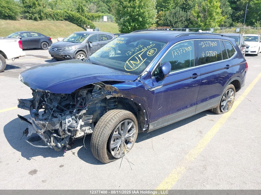 3VV2B7AX4NM127847 2022 VOLKSWAGEN TIGUAN photo no. 2