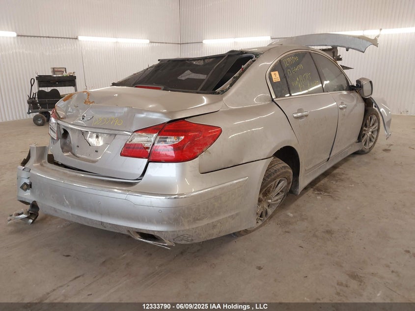 2012 Hyundai Genesis 3.8 Premium VIN: KMHGC4DD2CU195795 Lot: 12333790X