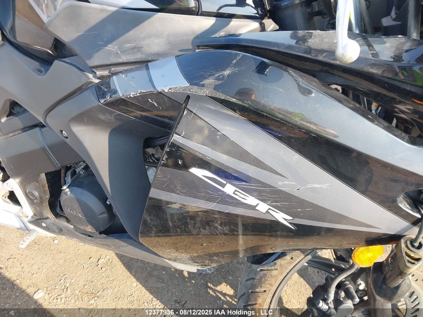 2012 Honda Cbr125 R VIN: MLHJC5023C5000301 Lot: 12377936