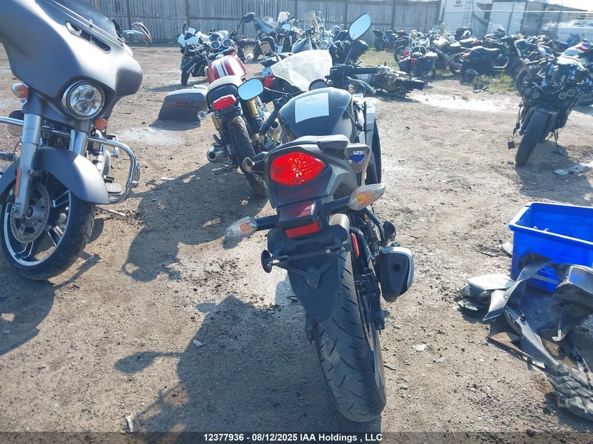 2012 Honda Cbr125 R VIN: MLHJC5023C5000301 Lot: 12377936