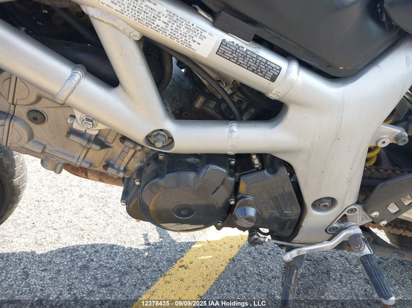 2001 Suzuki Sv650 S VIN: JS1VP52A712100102 Lot: 12378435