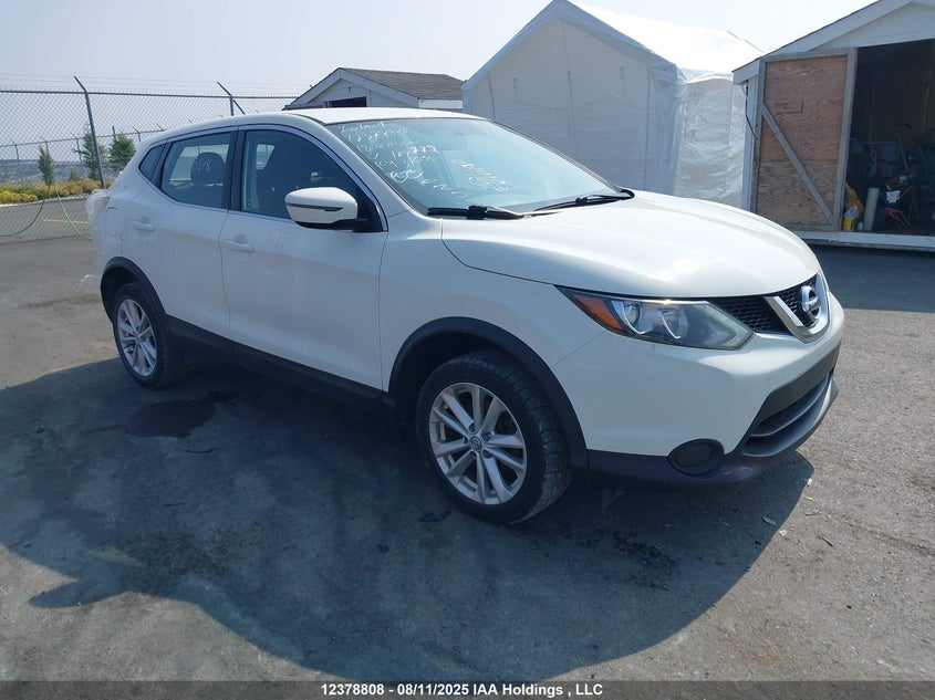 JN1BJ1CP3JW104729 2018 Nissan Qashqai S/Sv auction photo 1