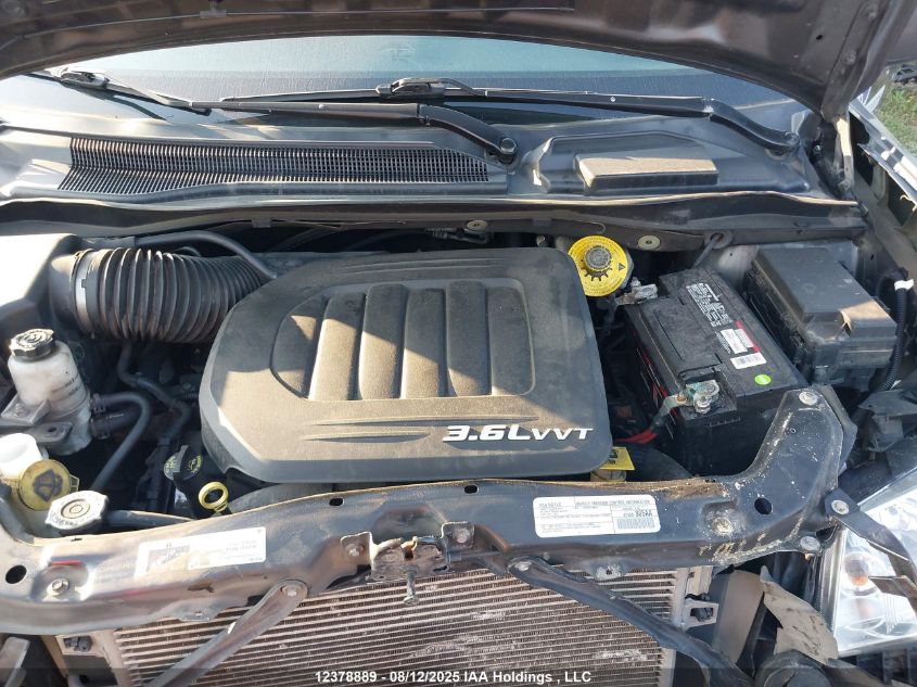 2017 Dodge Grand Caravan Crew VIN: 2C4RDGDG1HR775422 Lot: 12378889