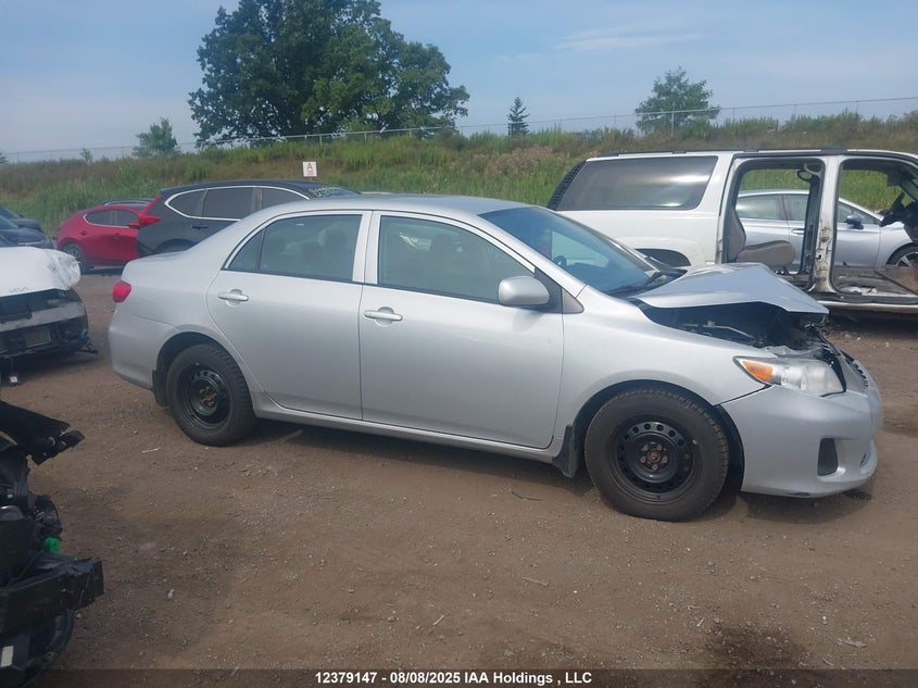 2T1BU4EE3DC049892 2013 TOYOTA COROLLA photo no. 13