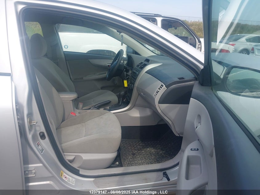 2T1BU4EE3DC049892 2013 TOYOTA COROLLA photo no. 5