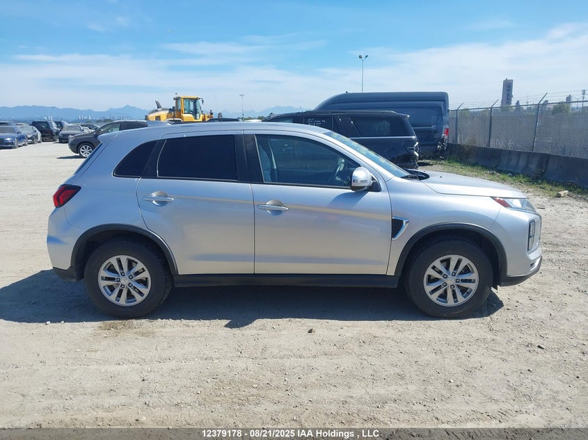 2022 Mitsubishi Rvr Se/Sel/Le/Gt VIN: JA4AJVAW8NU602477 Lot: 12379178