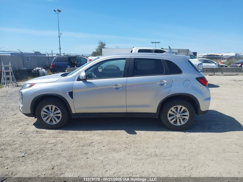 2022 Mitsubishi Rvr Se/Sel/Le/Gt VIN: JA4AJVAW8NU602477 Lot: 12379178