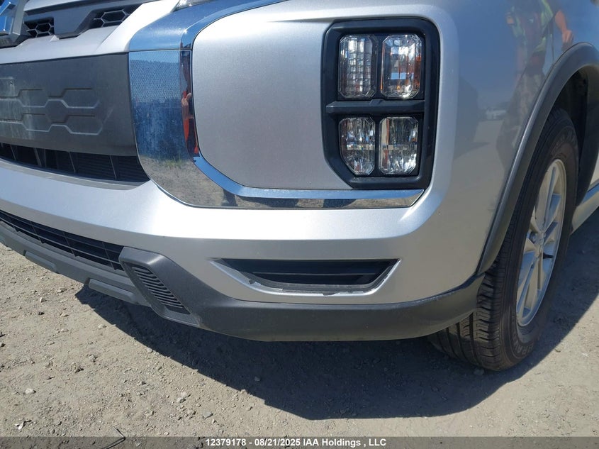 2022 Mitsubishi Rvr Se/Sel/Le/Gt VIN: JA4AJVAW8NU602477 Lot: 12379178