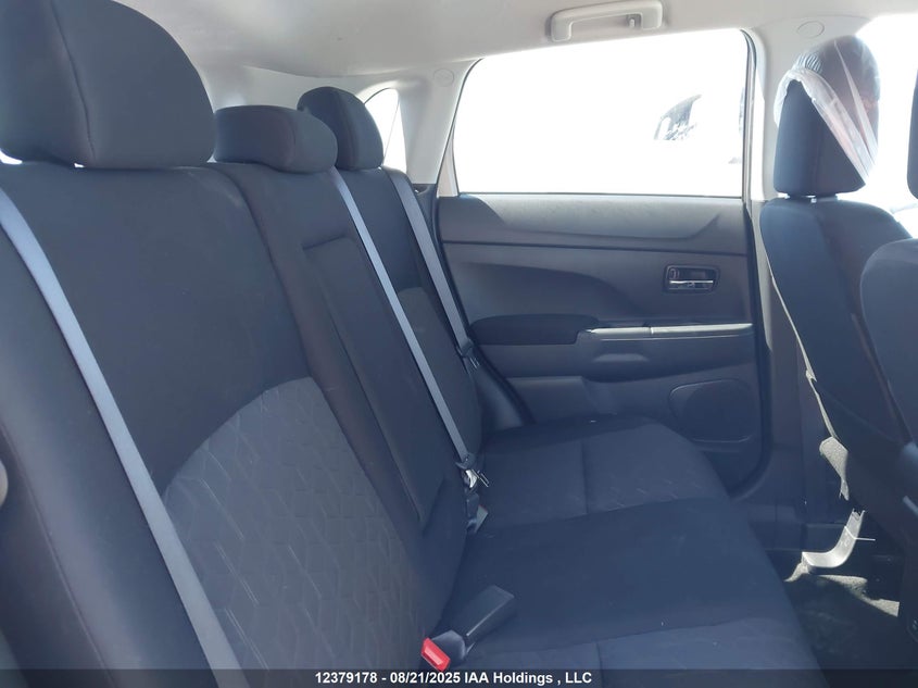 2022 Mitsubishi Rvr Se/Sel/Le/Gt VIN: JA4AJVAW8NU602477 Lot: 12379178