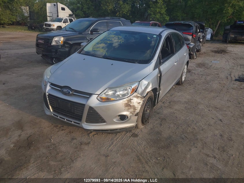 Vin: 1fadp3k2xdl298774, lot: 2756673, ford focus se 20132