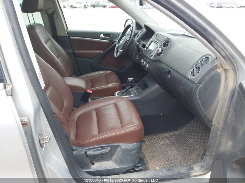 WVGJV3AX2EW547869 2014 VOLKSWAGEN TIGUAN photo no. 5