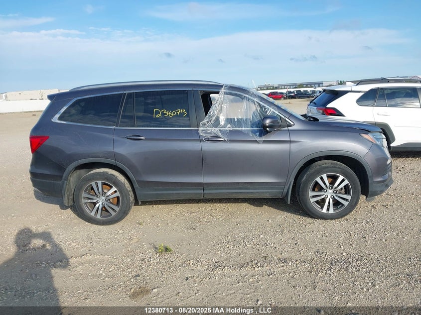 5FNYF6H77JB500911 2018 HONDA PILOT photo no. 12