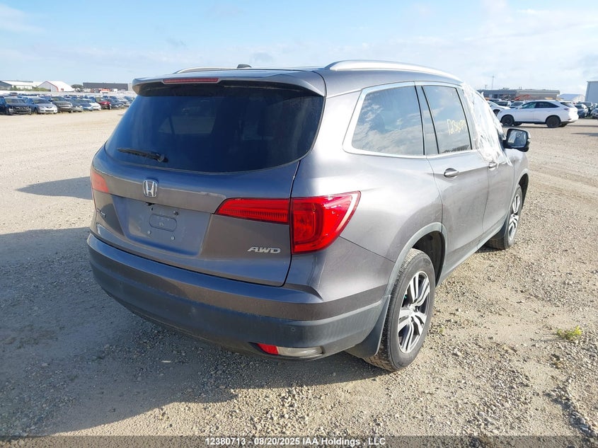 5FNYF6H77JB500911 2018 HONDA PILOT photo no. 4