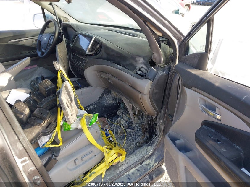 5FNYF6H77JB500911 2018 HONDA PILOT photo no. 5