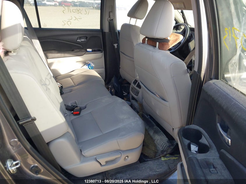 5FNYF6H77JB500911 2018 HONDA PILOT photo no. 8