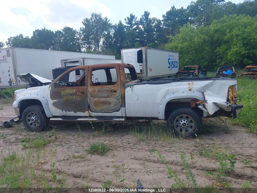 2012 GMC SIERRA PICKUP 6.0L V-8 322HP
