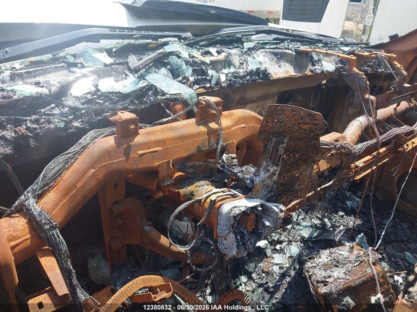 2012 GMC SIERRA PICKUP 6.0L V-8 322HP