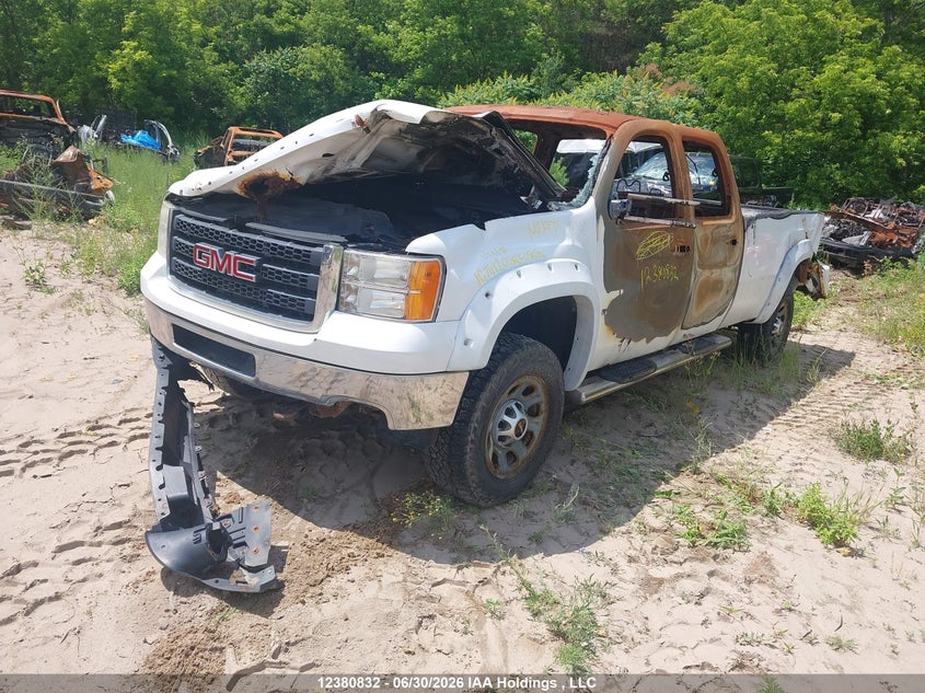 2012 GMC SIERRA PICKUP 6.0L V-8 322HP