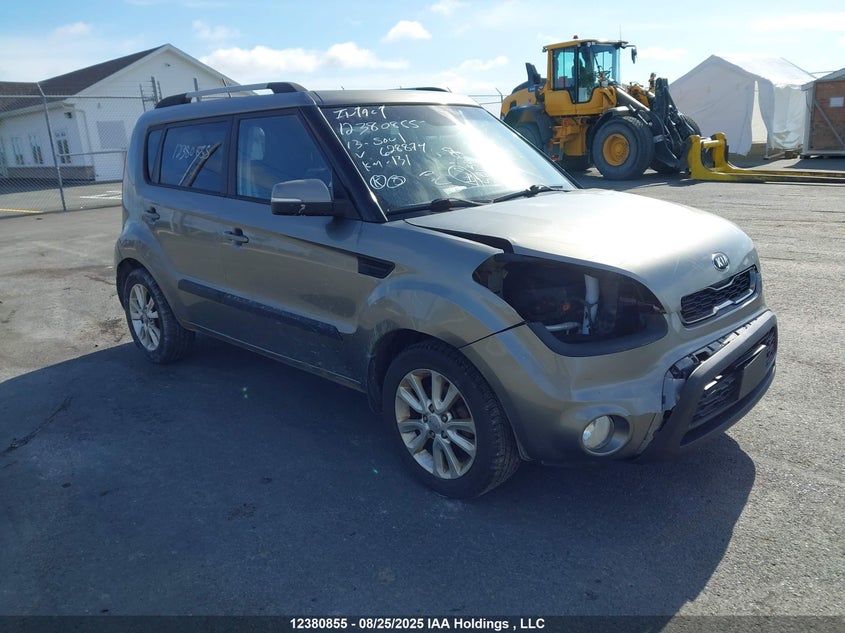 KNDJT2A60D7628874 2013 Kia Soul 2.0L 2U/2.0L 4U/2.0L 4U Burner/2.0L 4U Luxury/2.0L 4U Retro auction photo 1