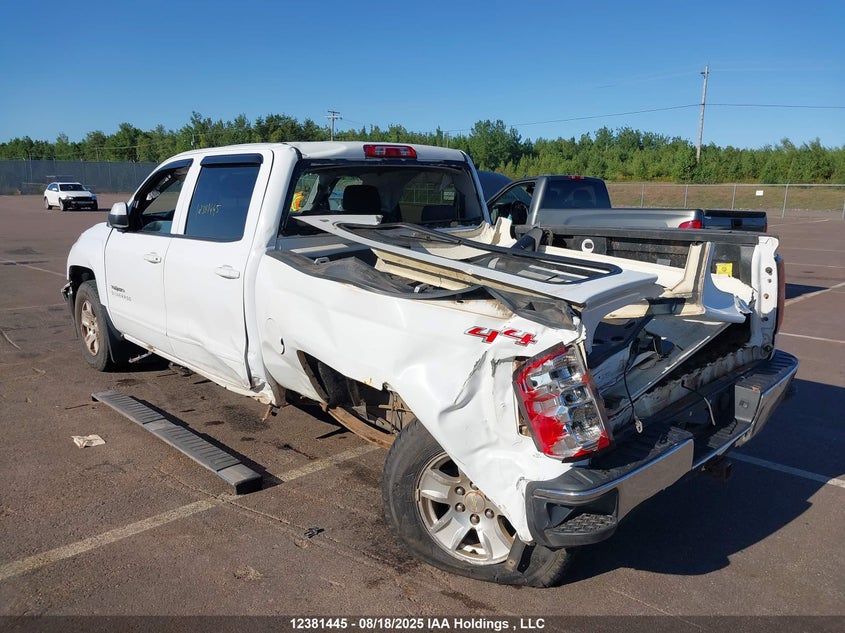 3GCUKREC2FG411794 2015 CHEVROLET SILVERADO photo no. 12