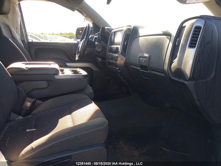 3GCUKREC2FG411794 2015 CHEVROLET SILVERADO photo no. 5